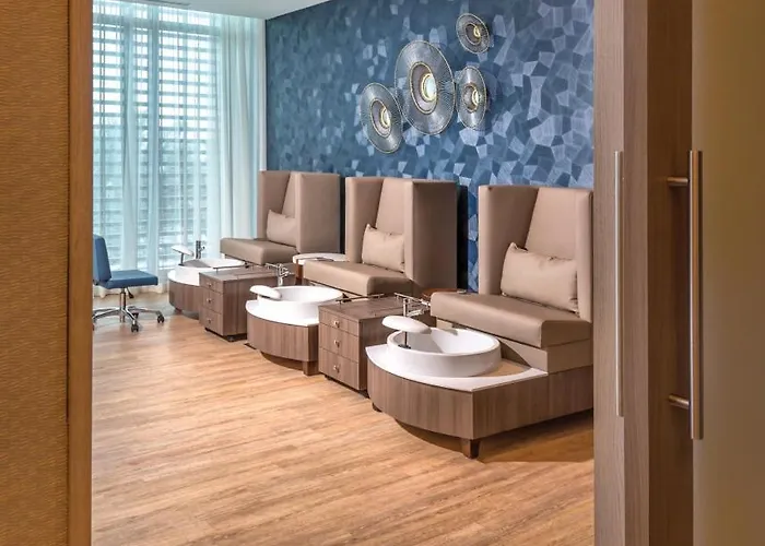 Beautiful In Clearwater - 2bd * Clearwater Beach